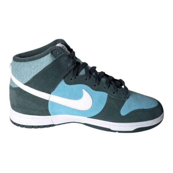 NIKE Dunk High SE \'Athletic Club-Pro Green\' Sneakers Size 11